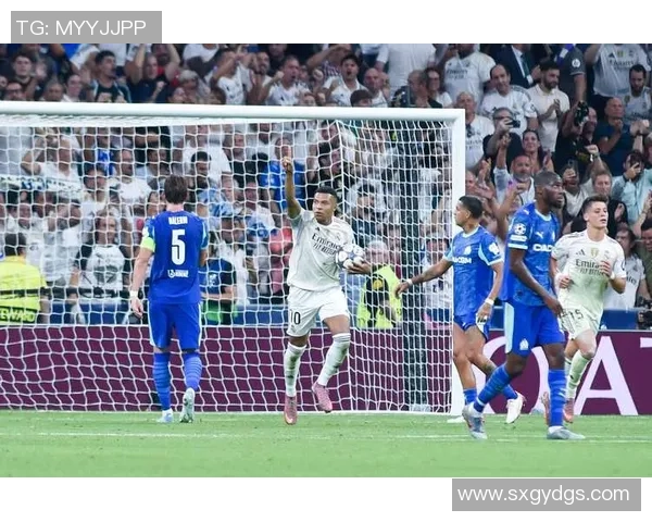 英超惊现冷门皇马以1-0战胜本菲卡引发转会风波