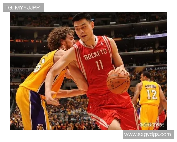 足球场上的巨人传奇他是中国足球的姚明