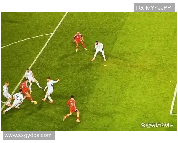 中超精彩对决那不勒斯大胜利物浦引发争议判罚热议