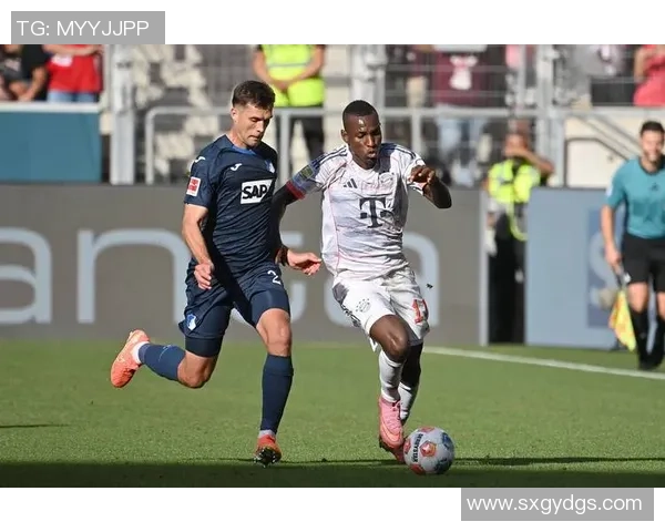 意甲焦点战切尔西与拜仁战平补时进球引发全场热烈反响