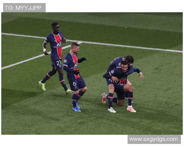 国王杯惊现经典对决曼联逆转巴黎圣日耳曼帽子戏法引爆全场