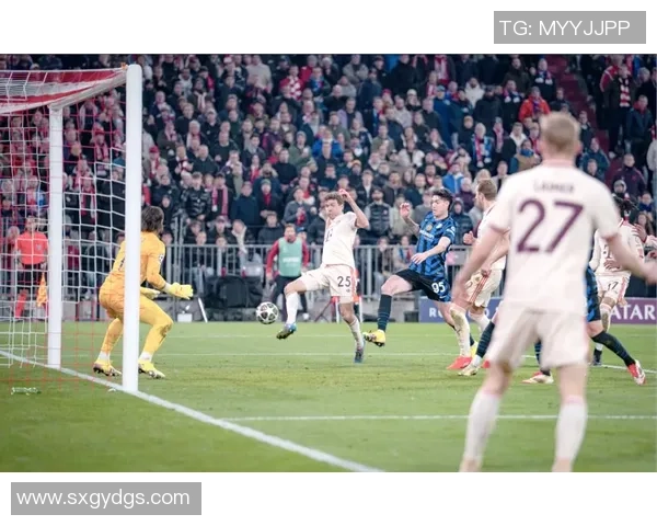 欧冠激战国米与多特蒙德战成平局帽子戏法引爆全场精彩瞬间回顾 欧冠激战国米与多特蒙德战成平局帽子戏法引爆全场精彩瞬间回顾