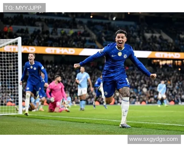 英超对决曼联与马竞平局红牌争议引发全场热议与数据分析 英超对决曼联与马竞平局红牌争议引发全场热议与数据分析