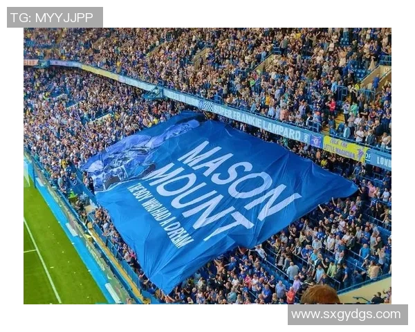 欧冠激战曼联大胜切尔西乌龙球引发全场狂欢转会传闻再起 欧冠激战曼联大胜切尔西乌龙球引发全场狂欢转会传闻再起