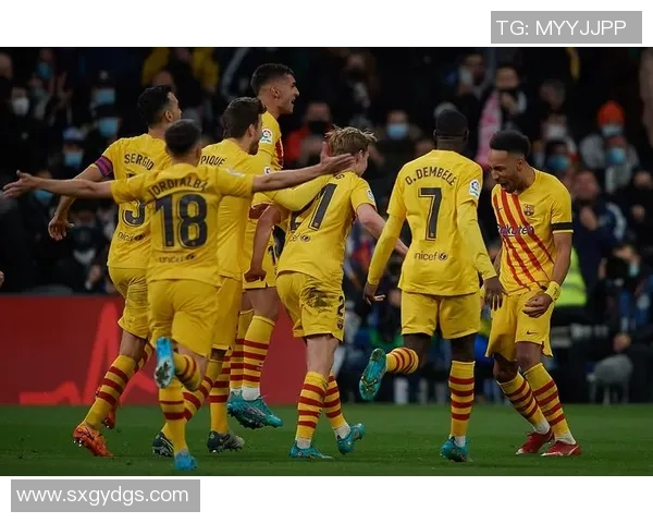 西甲精彩对决波尔图5-0大胜巴萨十大进球瞬间引发全场狂欢 西甲精彩对决波尔图5-0大胜巴萨十大进球瞬间引发全场狂欢