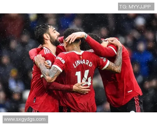 英超经典对决曼联逆转曼城全场沸腾赛后点评精彩纷呈 英超经典对决曼联逆转曼城全场沸腾赛后点评精彩纷呈